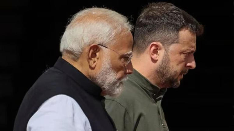 (File) Prime Minister Narendra Modi with Ukrainian President Volodymyr Zelenskyy, Reuters