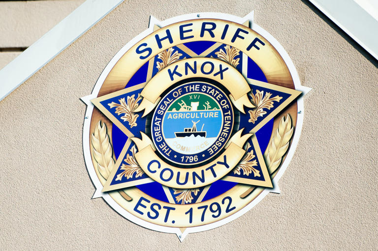 Two Knox County Sheriff's Office veterans are running to replace Tom