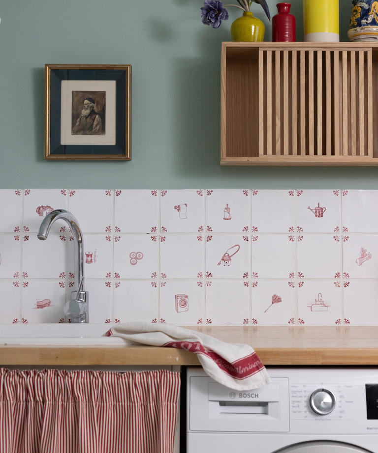 7 items you should never wash in hot water laundry experts reveal how to protect your