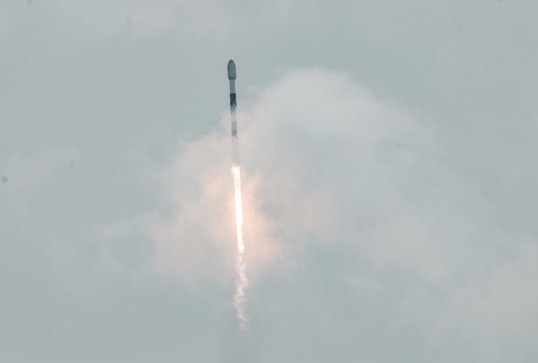 SpaceX Polaris Dawn Latenight rocket launch may be visible. Best