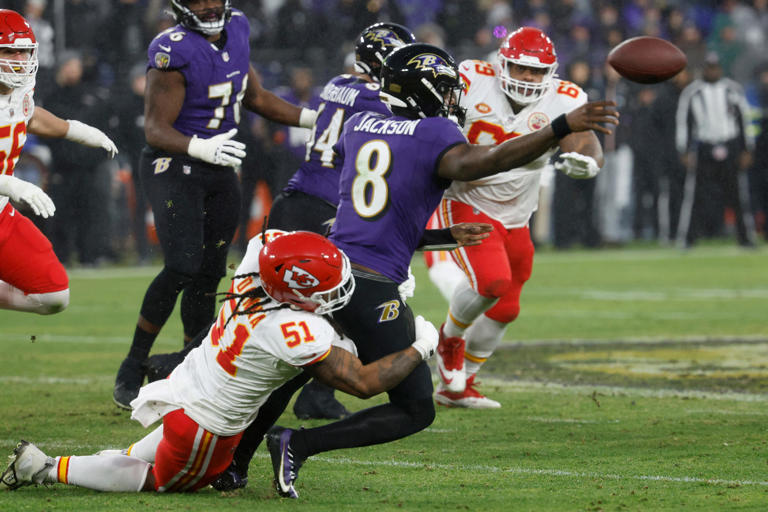 nbc-football-night-in-america-lineup-who-s-on-sunday-night-s-pre-game