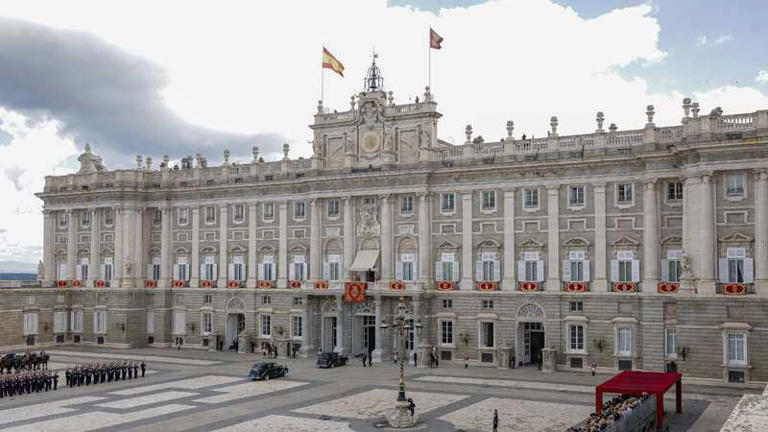 Una oscura leyenda en 3.400 habitaciones: todo lo que esconde el interior  del Palacio Real de los Reyes, Felipe y Letizia