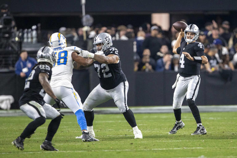 Graney: How 63-21 changed Raiders, Chargers franchises forever