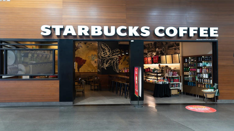 Starbucks deals Asia