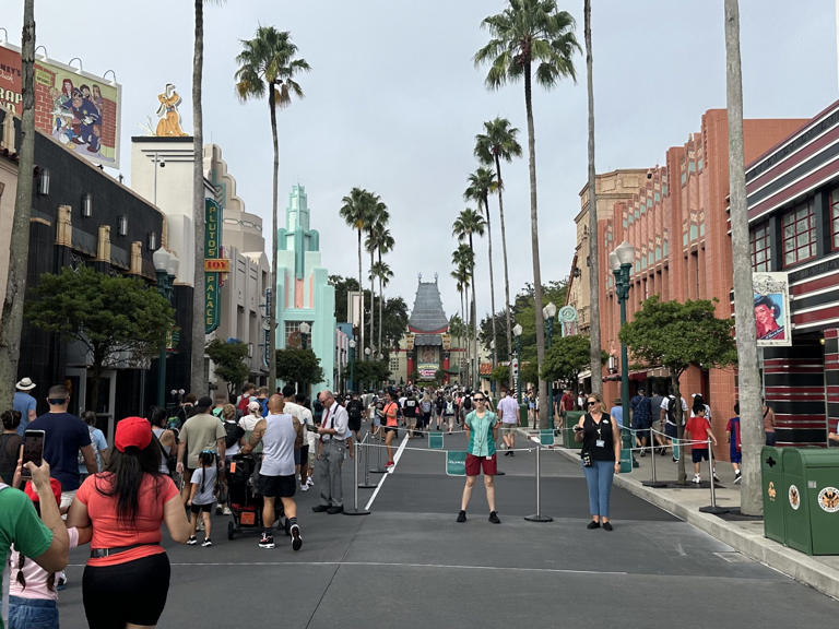 Happy Friday! Today I walked around Hollywood Studios and all was fairly quiet regarding news, then I went to Disney Springs to find some new merchandise. Rope Dropping Hollywood Studios I started my day forty-five minutes before Hollywood Studios opened today at 9 AM. Normally Cast Members have guests form a line at the farthest ... Read more