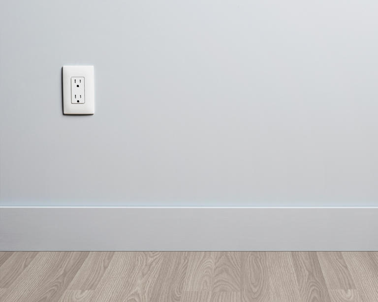 Electrical pros advise how to fix loose outlets in 5 easy steps