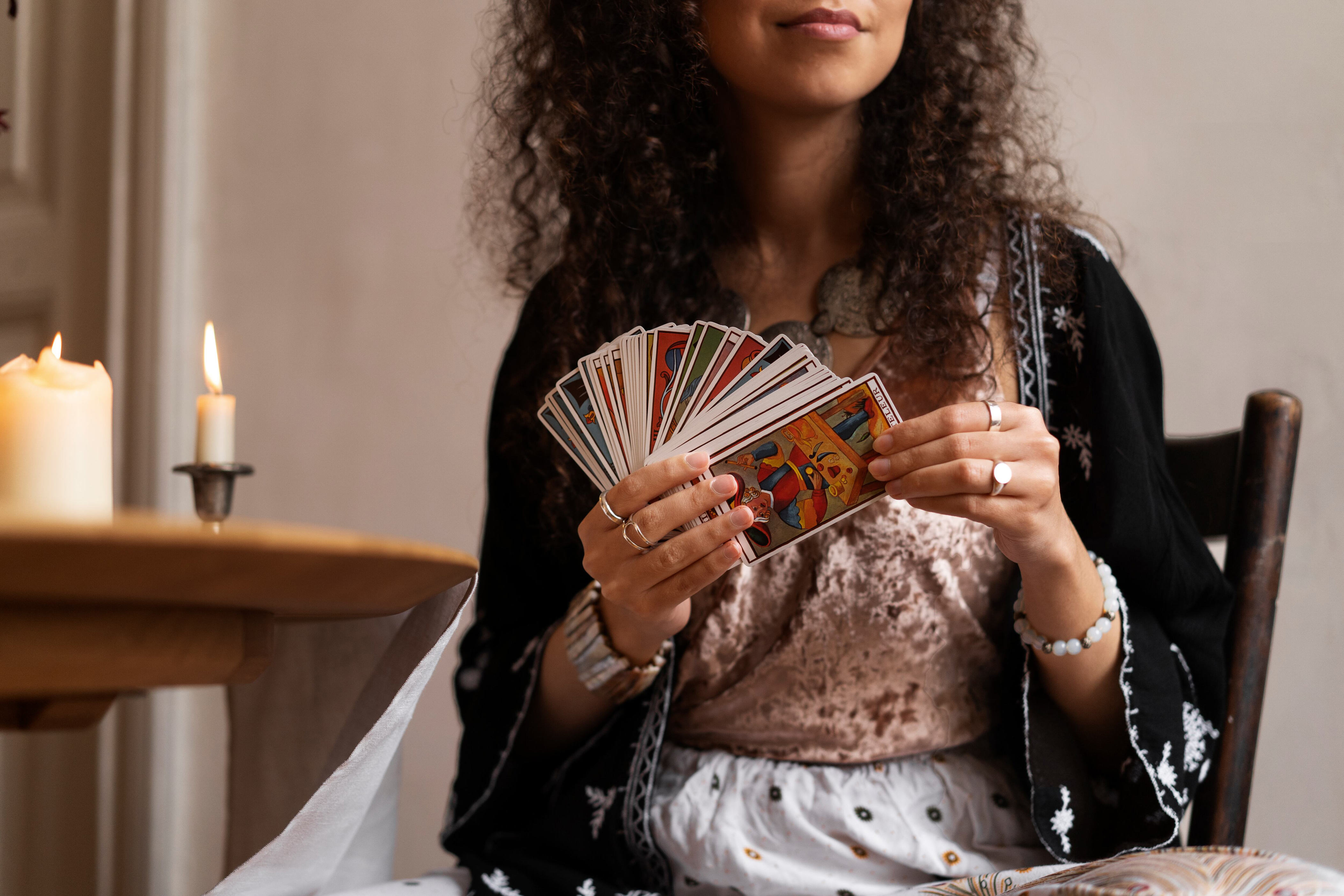 As previsões do tarot para os signos de Leão, Virgem, Libra e Escorpião ...