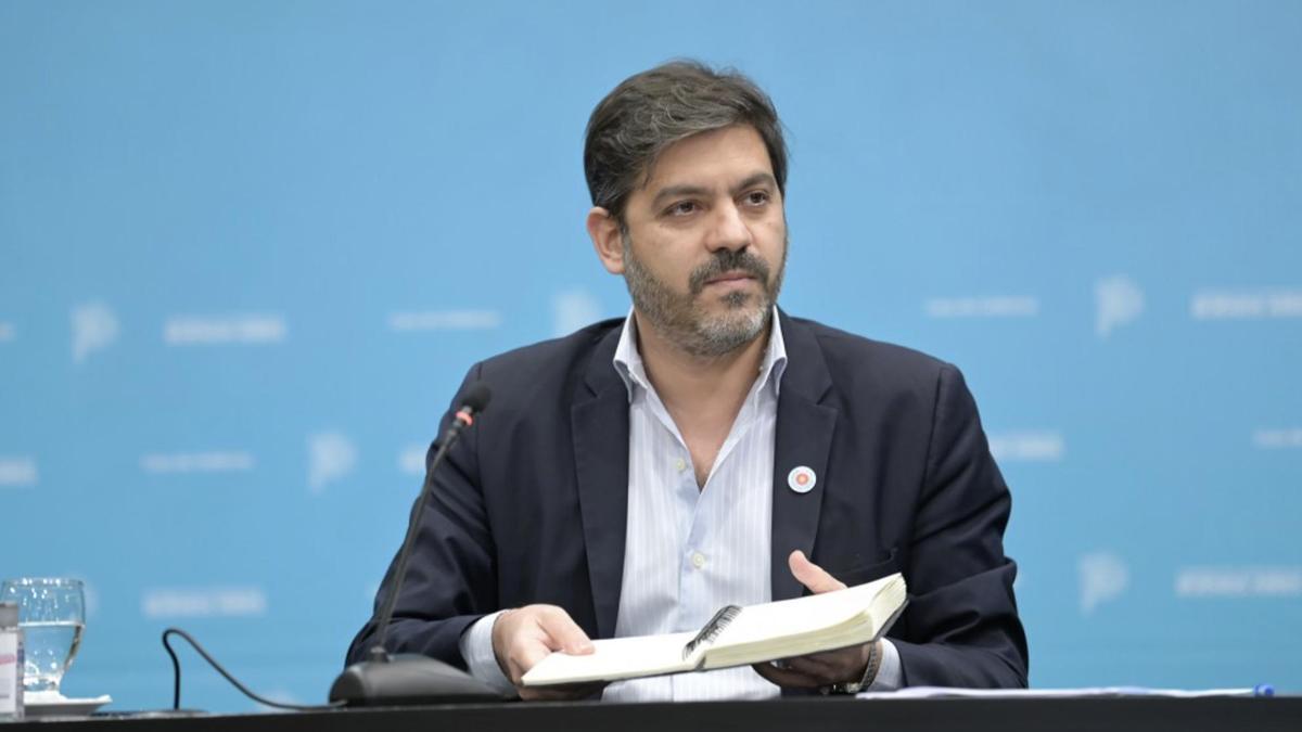 Carlos Bianco, ministro de Gobierno de la provincia de Buenos Aires, blanco predilecto del eje La Cámpora-Patria.