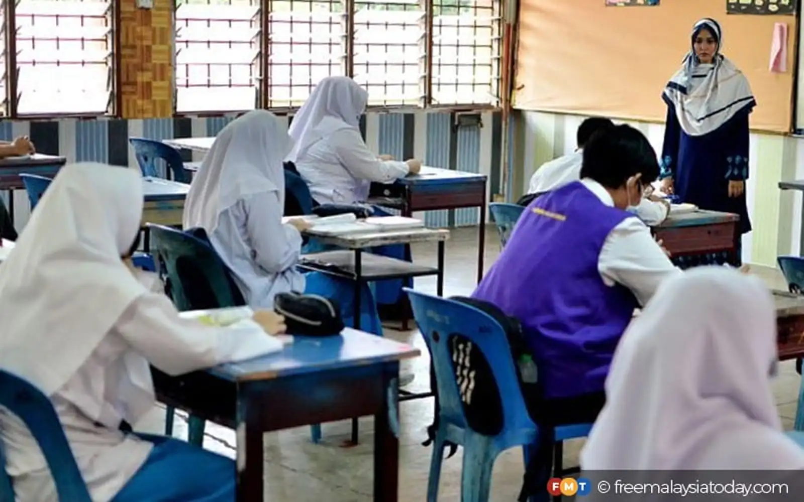 Ministry defends SPM standard fixing as PISA math scores hit historic low