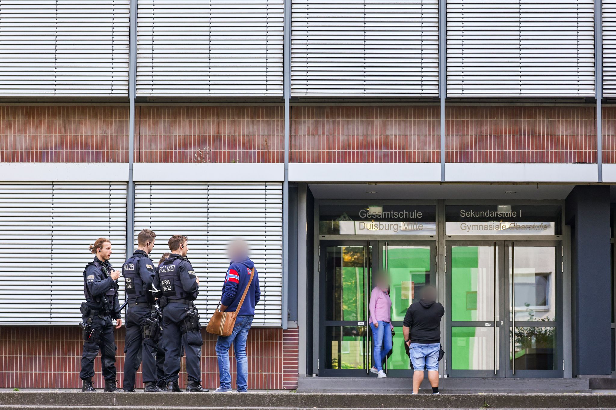 Enge Betreuung für Schul-Rückkehrer aus Toskana in Duisburg
