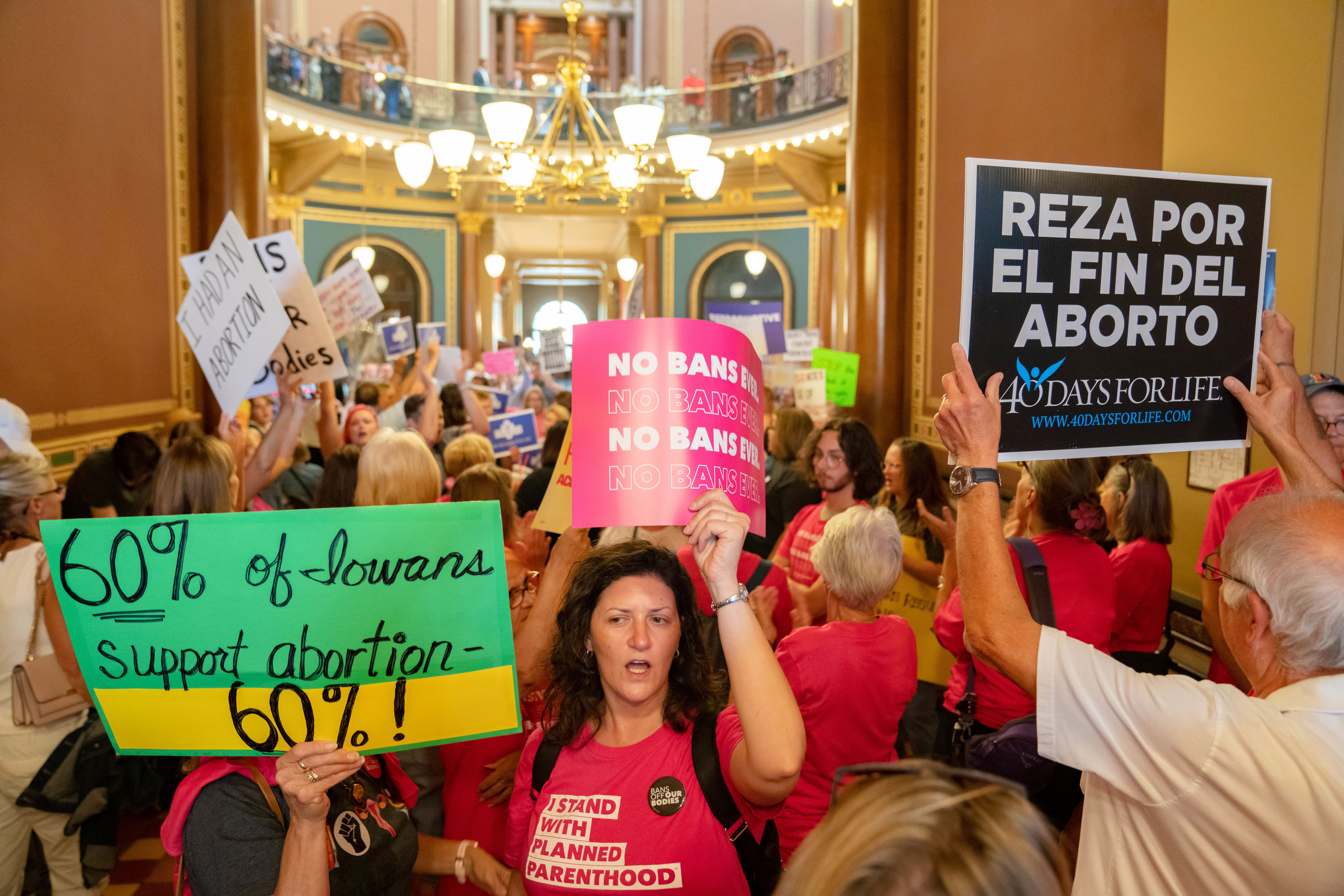 Iowa Poll: Most Iowans Oppose State's 6-week Abortion Ban Law Now In Effect