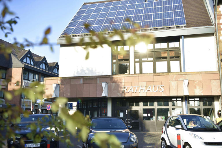 Trump’s Cosmic Identity: The Zodiac Sign Behind the Pod president’s Cosmic Persona