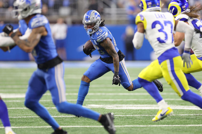 NFL standings Vikings remain undefeated in Week 5