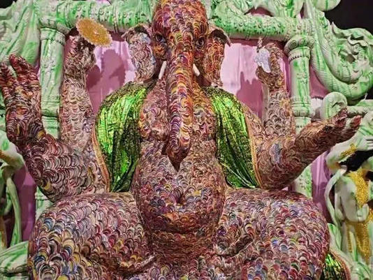 Odisha: 15-foot-tall Ganesh idol made using 25,000 glass bangles in Baripada