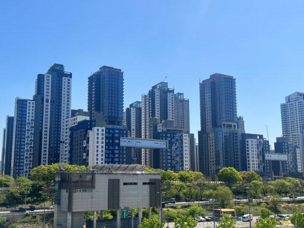 서초·강남 아파트에선 신고가 터지는데…노·도·강 집값은 아직 부진