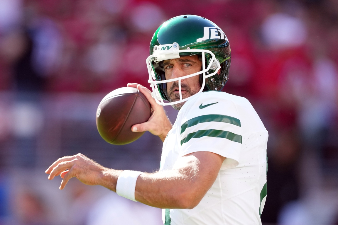 Aaron Rodgers Throws First Jets TD, INT As 49ers Spoil NFL Return