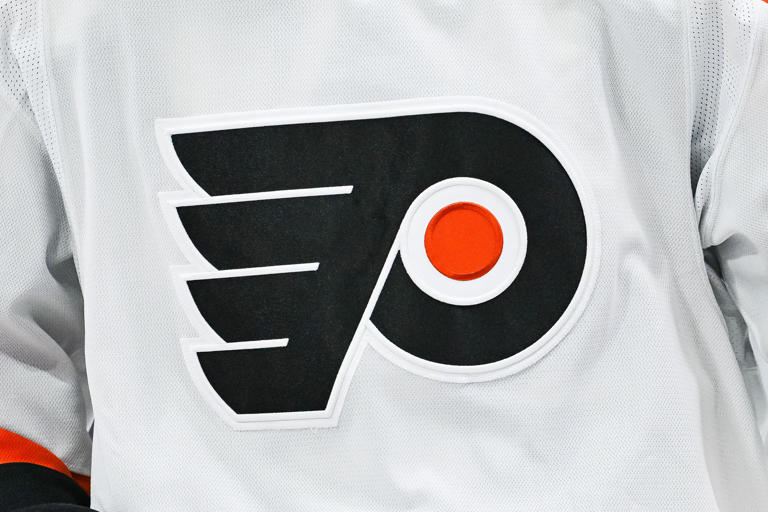 Flyers Debut New Fanatics Practice Jerseys