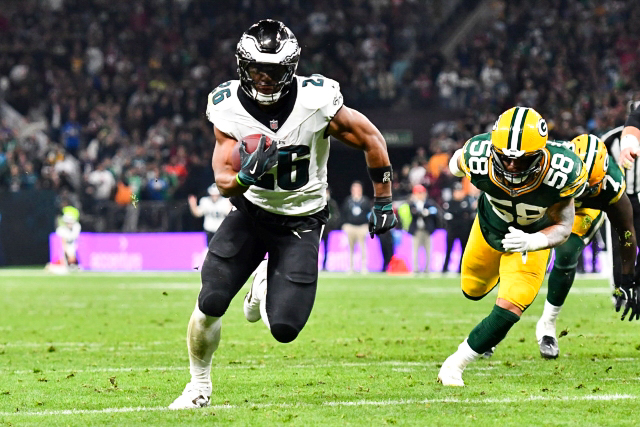 Saquon Barkley Returns To MetLife To Face His Former Team