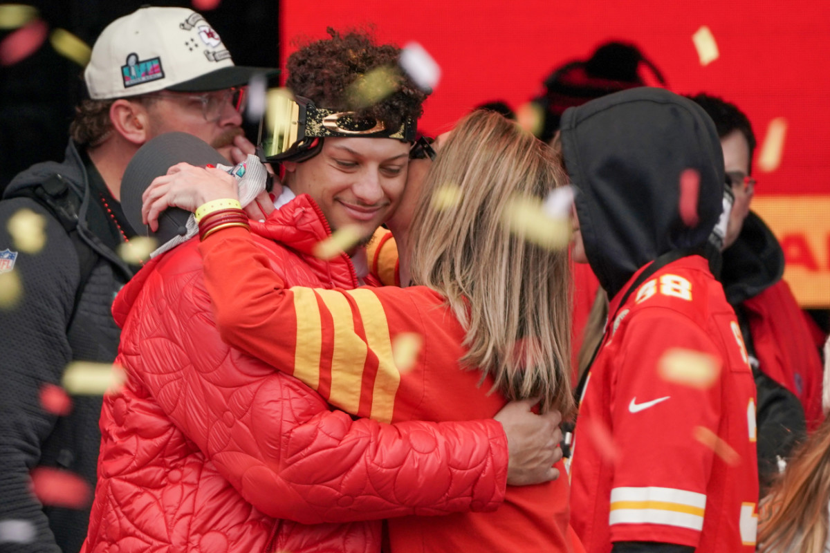 Chiefs quarterback Patrick Mahomes embraces his mother Randi Mahomes during Kansas City's Super Bowl. Denny Medley-Imagn Images