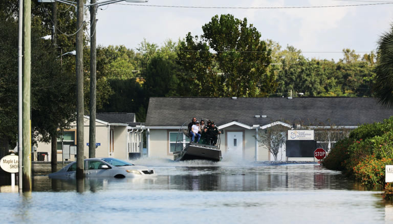 Past, present residents of Kissimmee senior enclave still struggle 2 ...