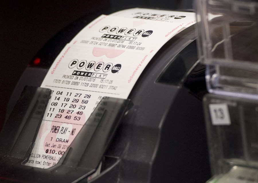 Single ticket lands 478 million Powerball jackpot