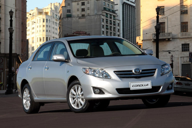 Quem tem um Corolla se gaba da durabilidade “milenar” dos motores (Foto: Toyota | Divulgação)