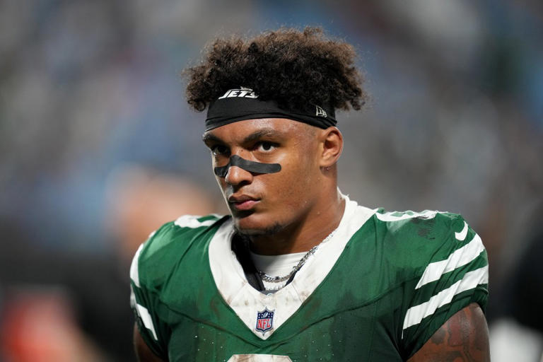 Braelon Allen #0 of the New York Jets looks on during the first half of their preseason game against the Carolina Panthers at Bank of America Stadium on August 17, 2024 in Charlotte, North Carolina. Getty Images