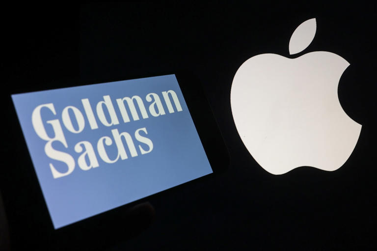 Goldman Sachs könnte ihre problembehaftete Kartenpartnerschaft mit Apple an J.P. Morgan loswerden.