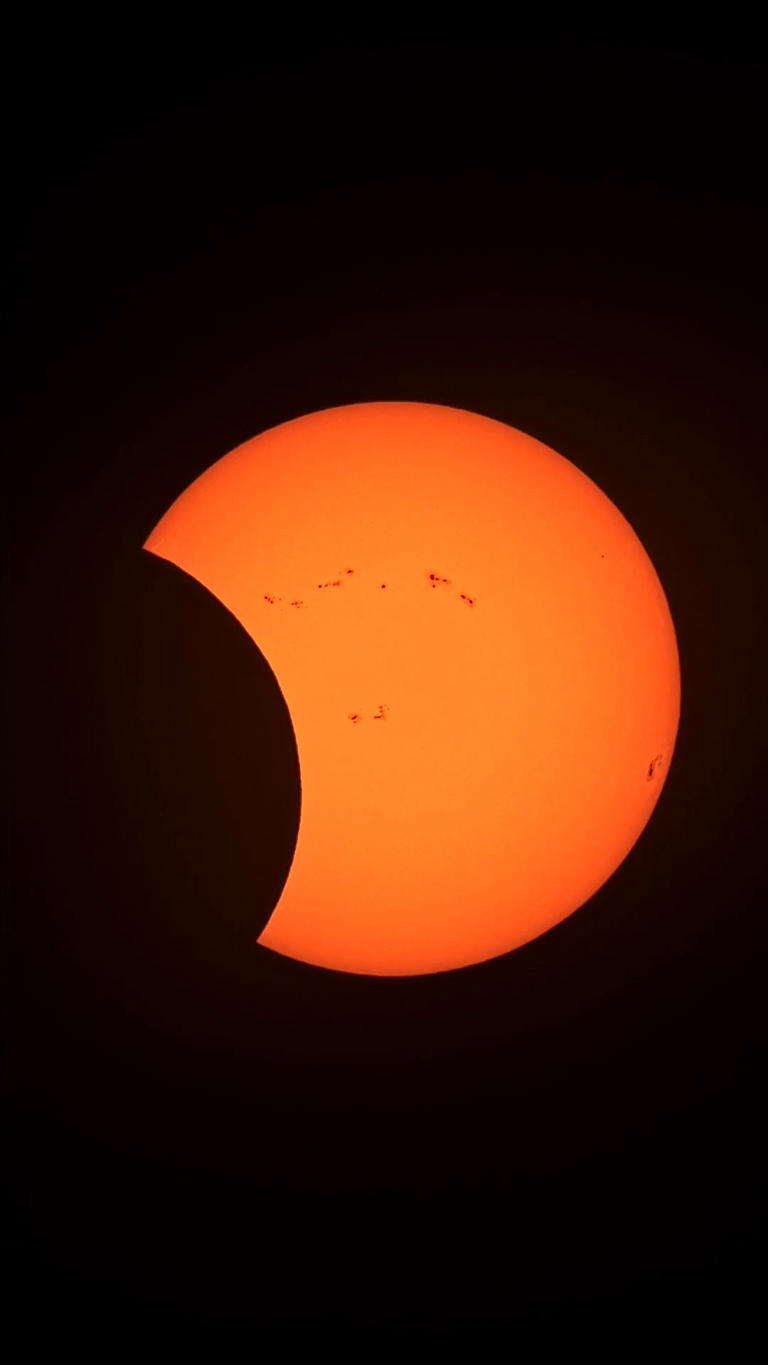 Annular solar eclipse 2024 wows skywatchers with 'ring of fire' over