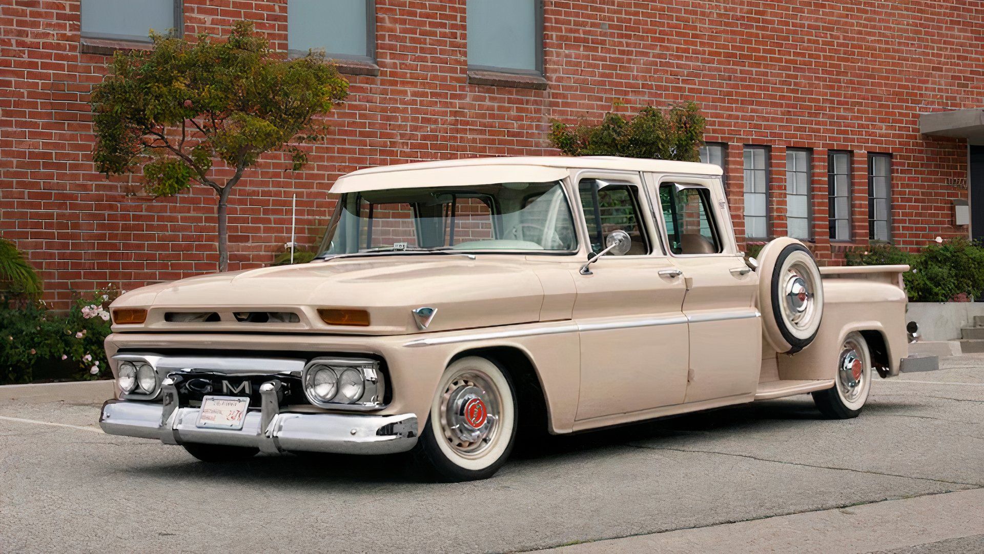 The Rarest American Pickup Truck - AA1rCpJv.img