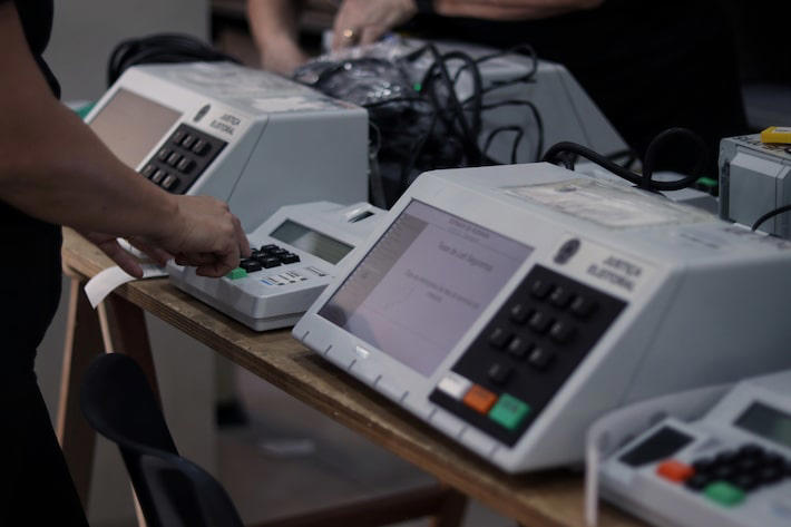 Urnas eletrônicas: projeto propõe fim da reeleição para chefes do Executivo e mandato de cinco anos Foto: Júlia Pereira/Estadão