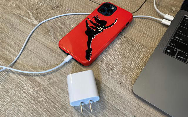 Connect iPhone to MacBook