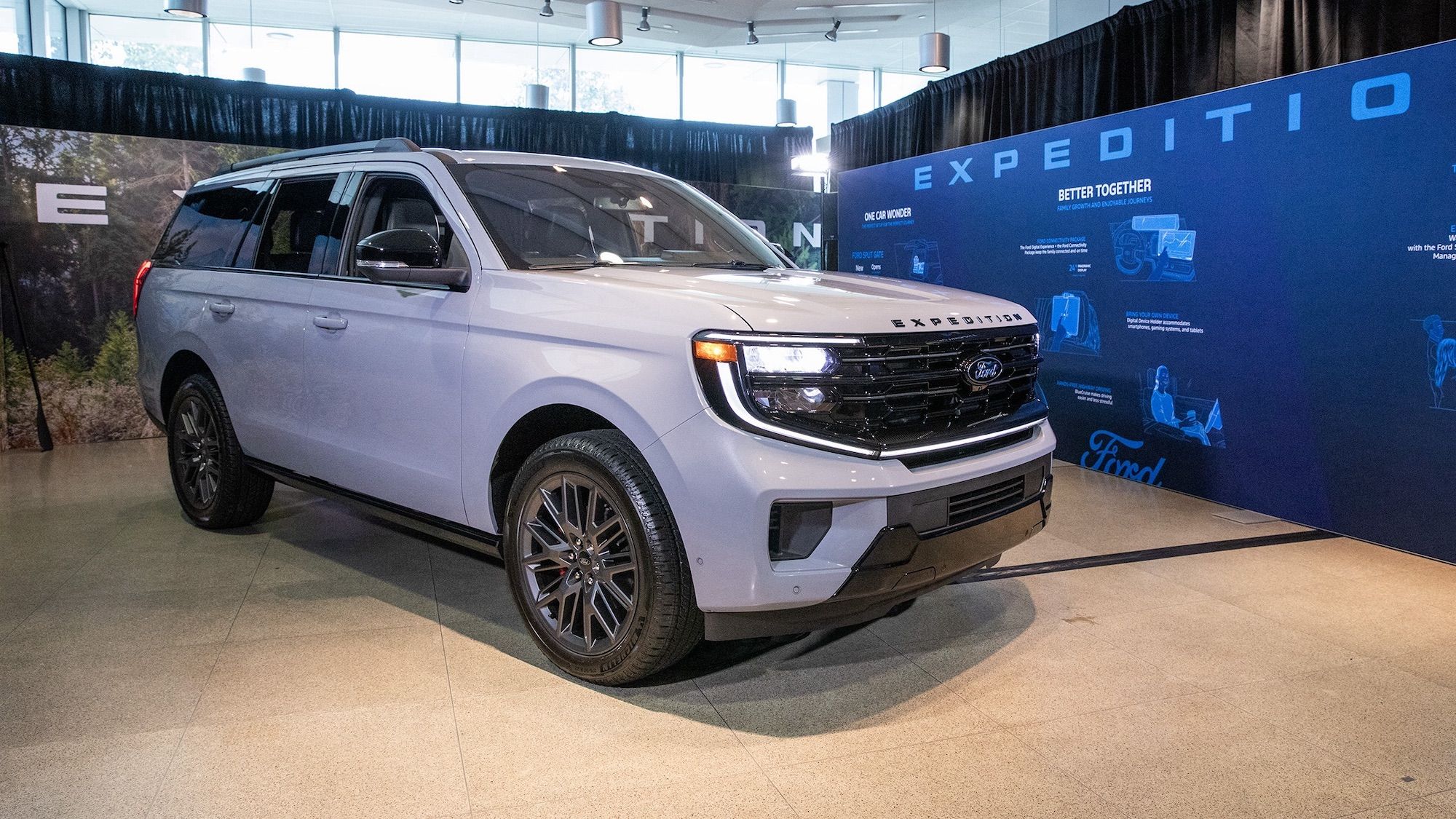 2025 Ford Expedition Review Sharperlooking, familyfriendly fullsize SUV