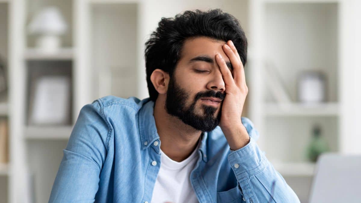 14 Rude Work Behaviors Derailing Your Career's Future