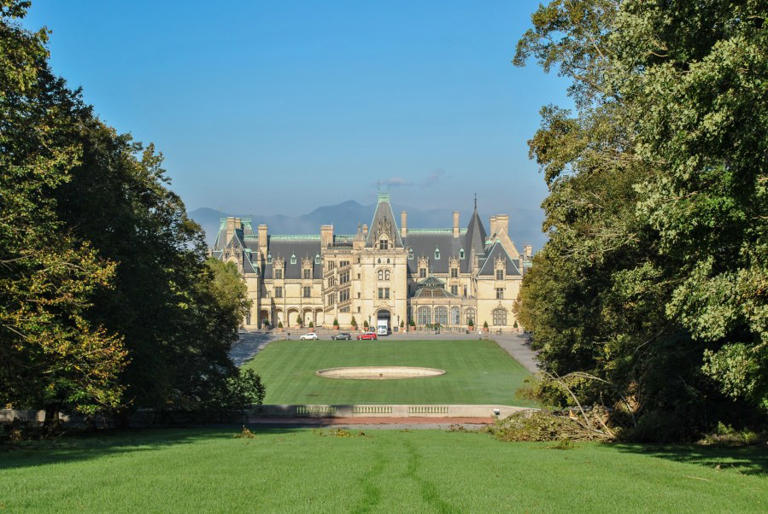 photos-biltmore-estate-flooding-extensive-wind-damage-after