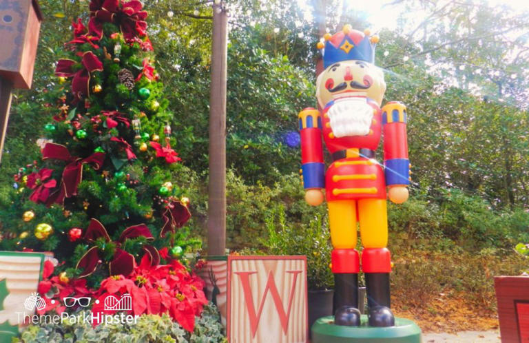 2026 Epcot Candlelight Processional full guide: narrators, tips & photos!