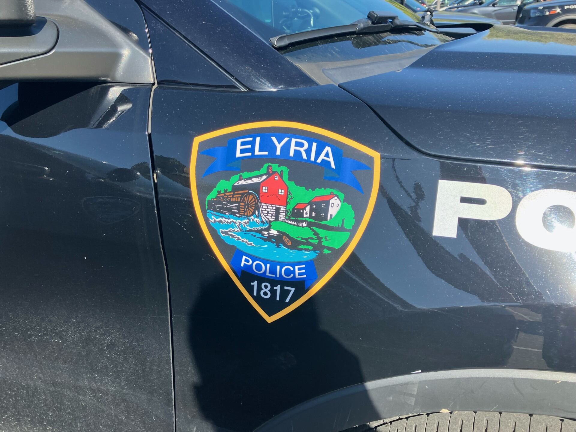 Elyria Police arrest man who barricaded himself inside home for hours(00)