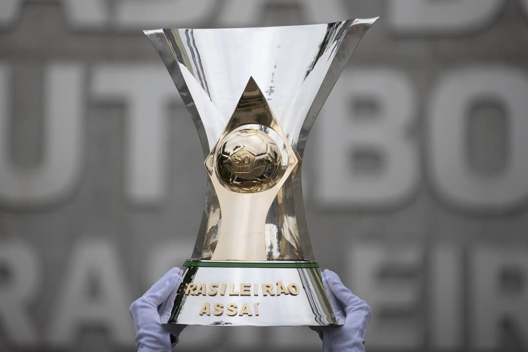 Novo uniforme de clube da Série A viraliza: 'Mais bonito que o do Brasil'