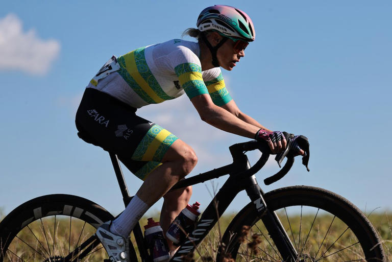 A flat, a chase and an impossible task Tiffany Cromwell's 2024 UCI