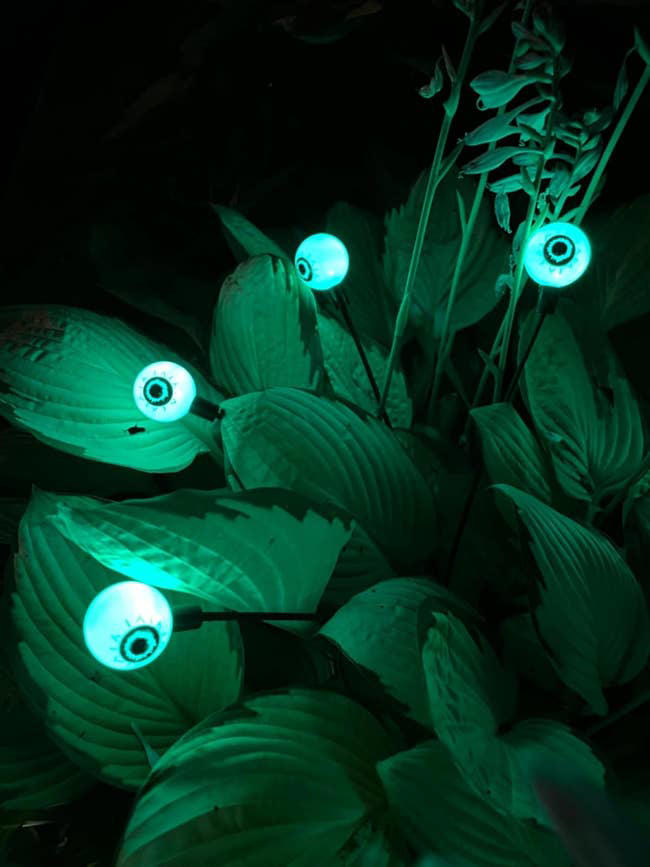 Throwing a Halloween bash this year? You need these 33 party decor ideas