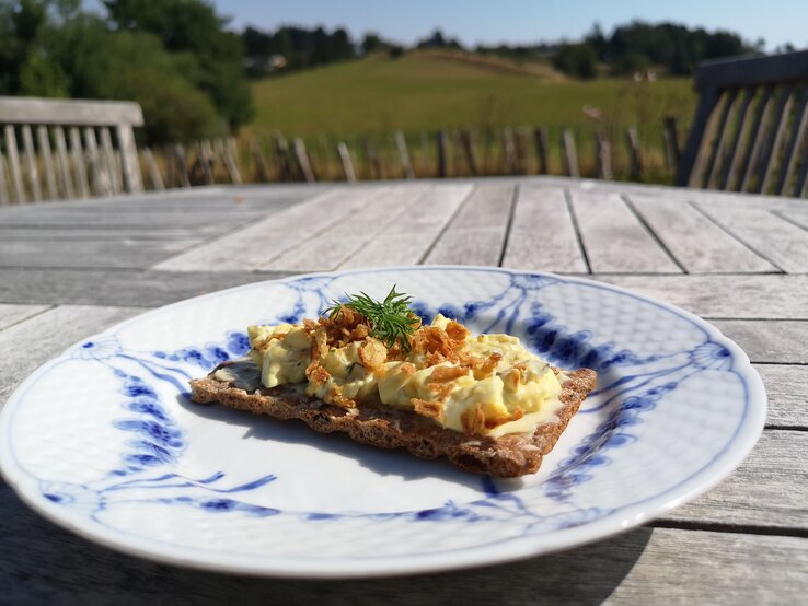 Dänischer Eiersalat: Klassiker mit aufregendem Twist!
