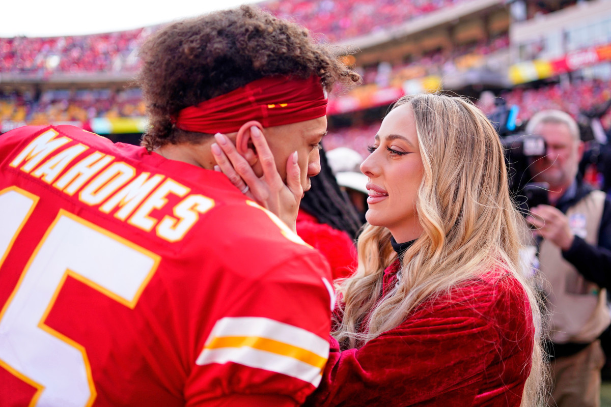 Chiefs quarterback Patrick Mahomes and wife, Brittany Mahomes. Jay Biggerstaff-USA TODAY Sports