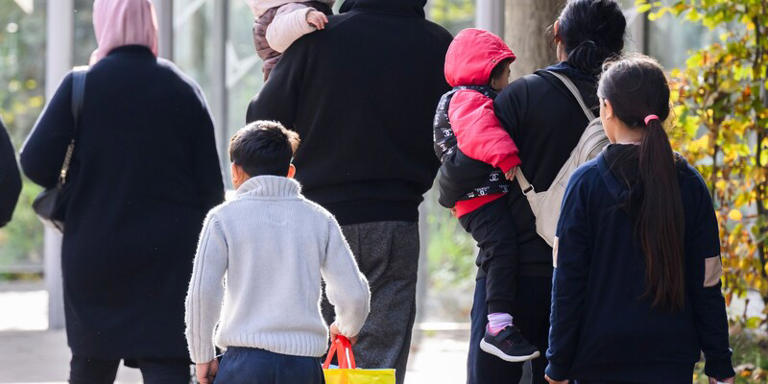 Rund 30 Flüchtlingen sorgen derzeit im Kieler Stadtteil Wik für erhebliche Probleme. (Symbolbild) Julian Stratenschulte/dpa
