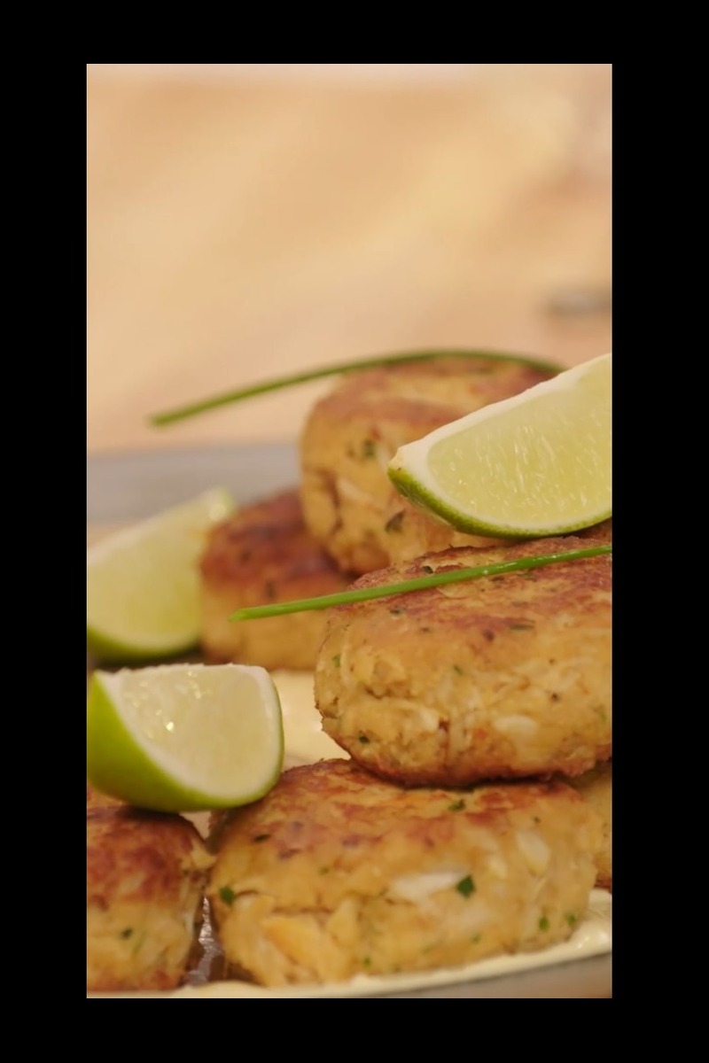 Spencer Watts&amp;#39; knusprige Krabbenküchlein mit Curry-Zitronen-Mayo