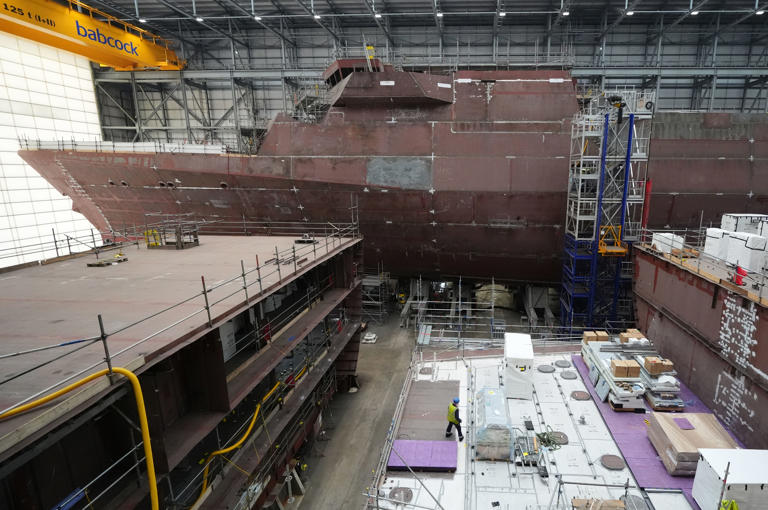 Royal Navy: Pivotal update issued as work to build Type 31 ships HMS ...