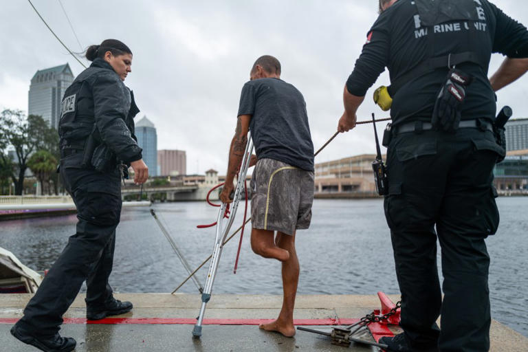 Tampa’s ‘Lt. Dan’ says he’s riding out Hurricane Milton on boat despite ...