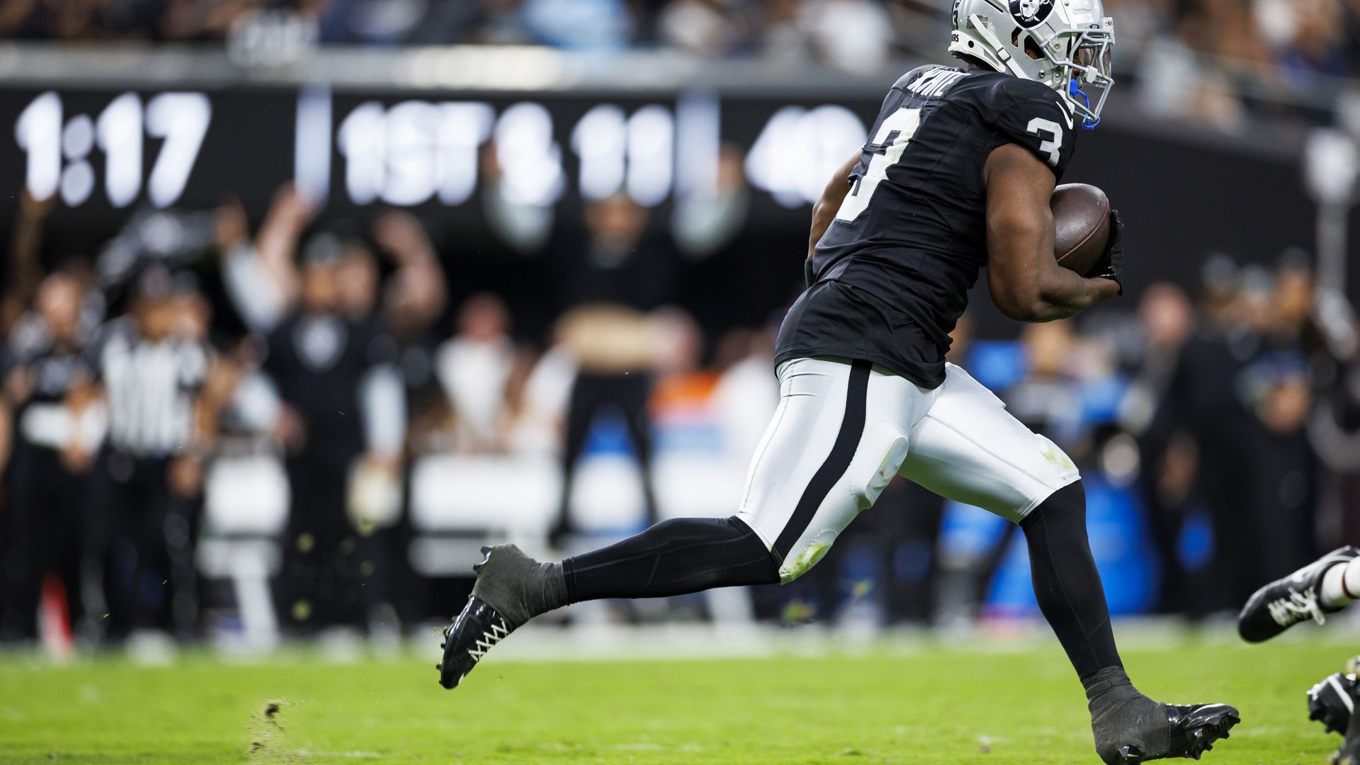 Raiders Injury Report: Zamir White Misses 2nd Practice Of Week