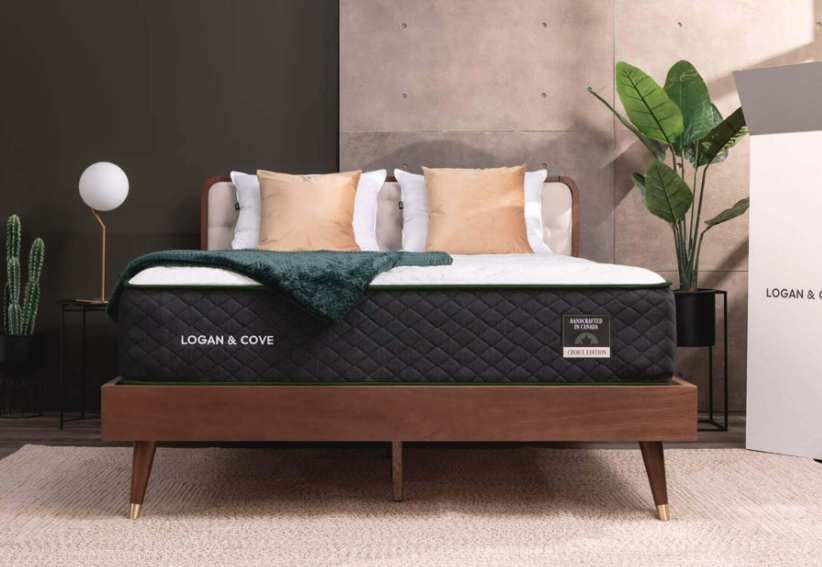Logan & Cove review Sleep testing the Choice Hybrid Mattress