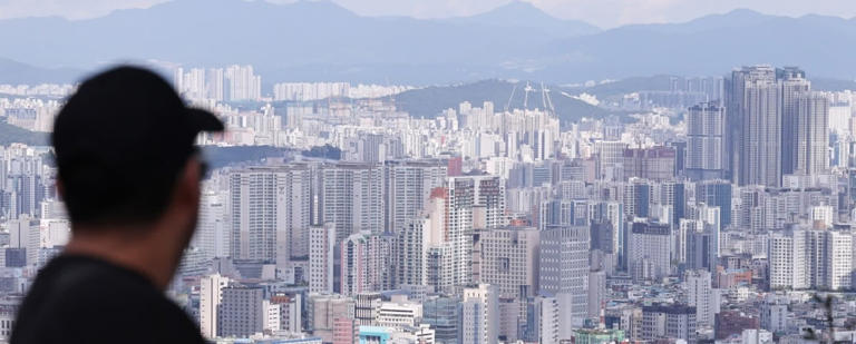 잘나가던 강남 아파트마저 한 달 만에 '반전'…속타는 집주인들