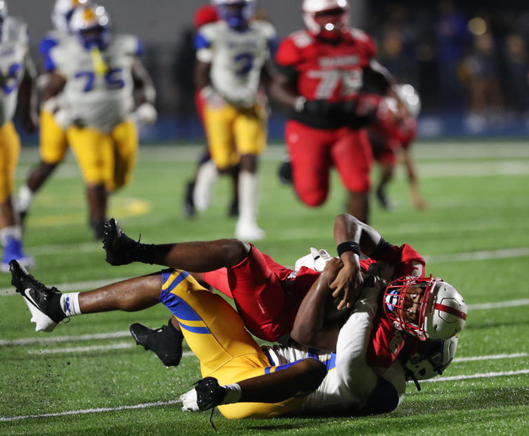 Follow along here for live updates from Savannah-area football games on ...